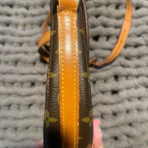 Louis Vuitton Brown Chantilly PM Crossbody Bag - Picture 10 of 12
